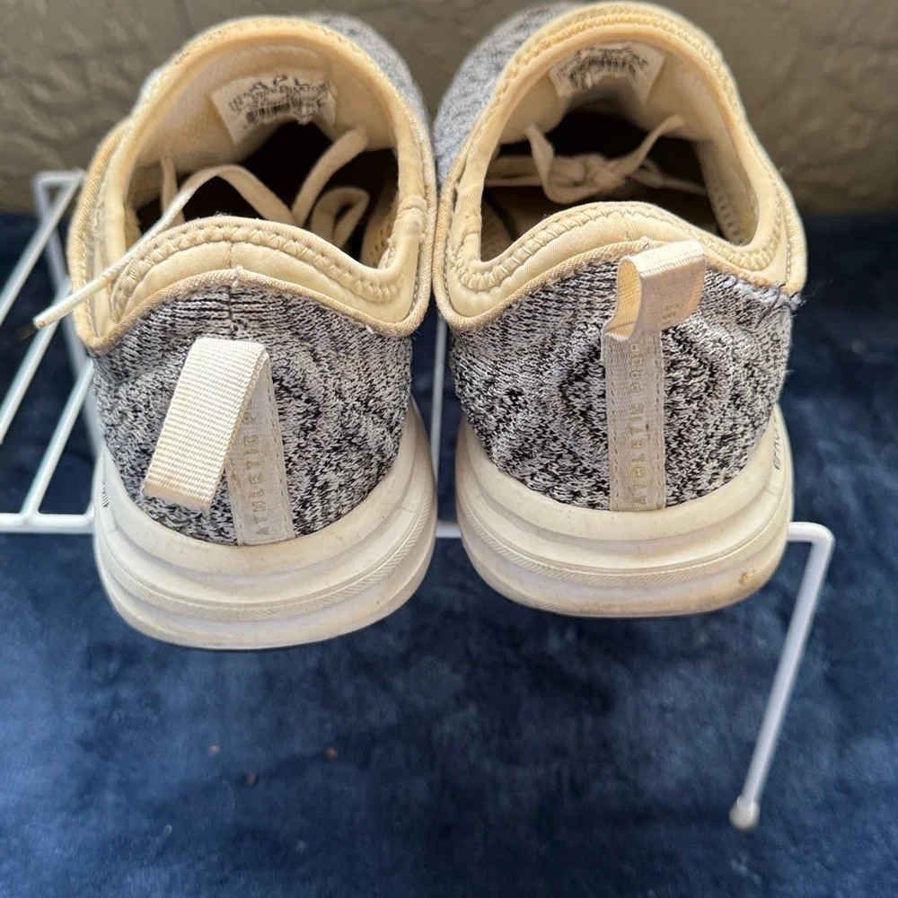APL TechLoom Wave Women's Sneaker Size 7 Gray & Tan Shoes